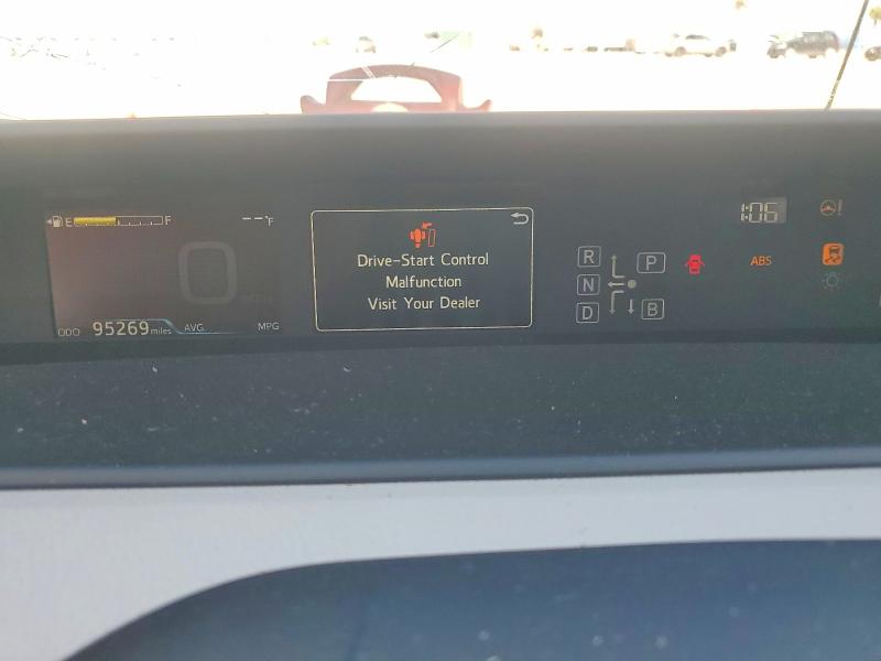 Photo 9 from auction – 2018 TOYOTA PRIUS with VIN JTDKARFU1J3057392