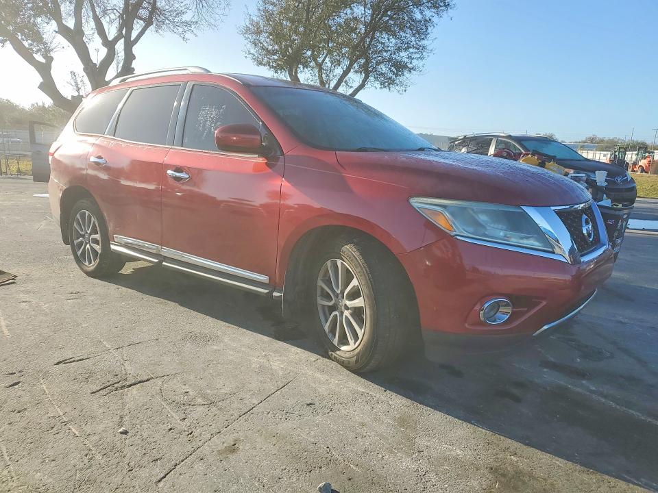 Photo 4 from auction – 2015 NISSAN PATHFINDER with VIN 5N1AR2MN0FC685714