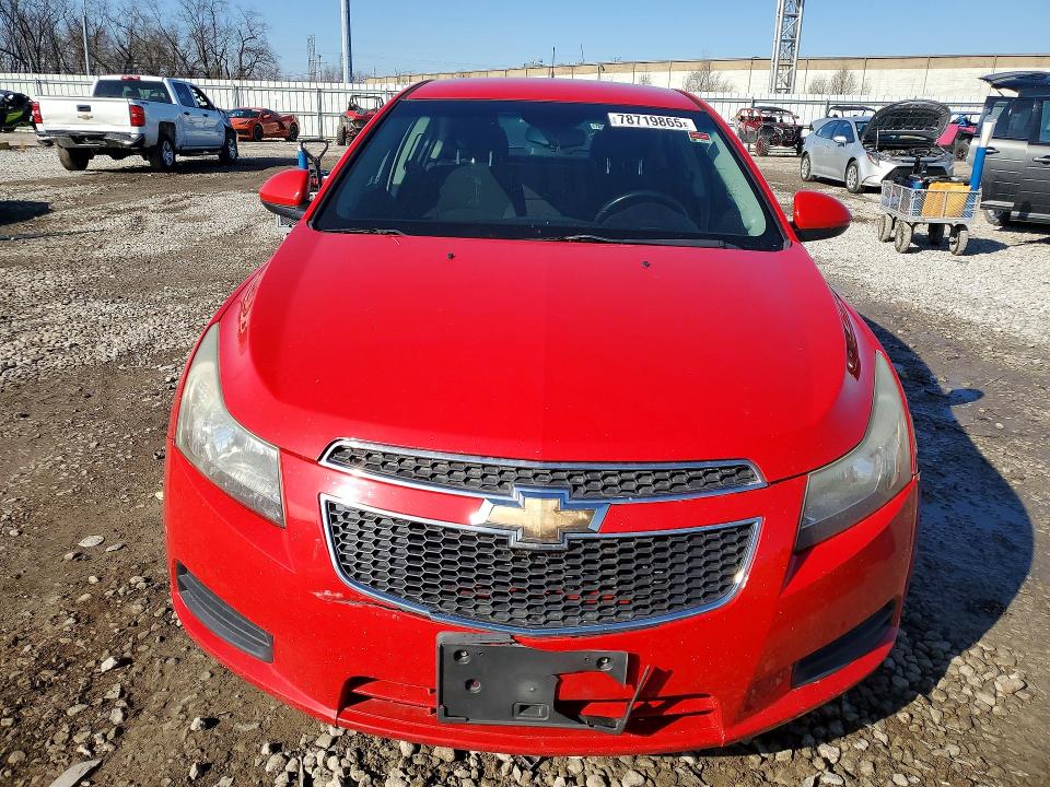 Photo 5 from auction – 2014 CHEVROLET CRUZE with VIN 1G1PC5SB3E7133859