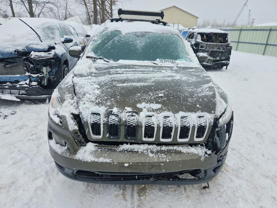 Photo 5 from auction – 2016 JEEP CHEROKEE with VIN 1C4PJMCS6GW123521