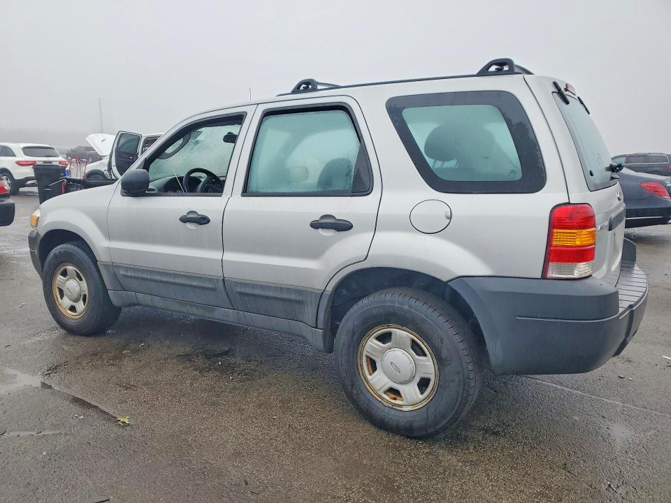 Photo 2 from auction – 2007 FORD ESCAPE XLS with VIN 1FMYU92Z97KA35539