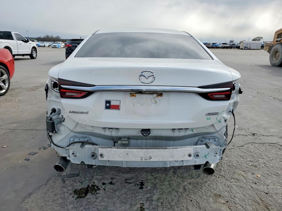 Photo 6 from auction – 2018 MAZDA 6 with VIN JM1GL1VM6J1333001