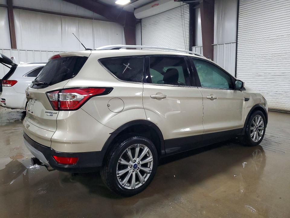 Photo 3 from auction – 2017 FORD ESCAPE with VIN 1FMCU9JD7HUE32334