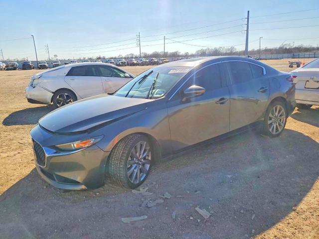 MAZDA 3 2021 with VIN JM1BPACL7M1341427 - Photo from auction