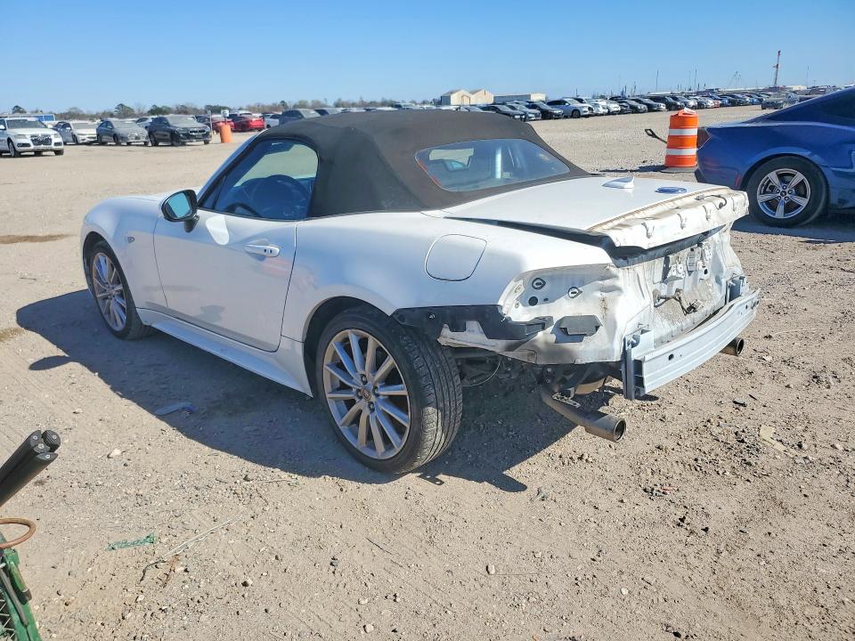 Photo 2 from auction – 2019 FIAT 124 SPIDER with VIN JC1NFAEK9K0141427