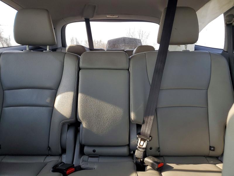Foto 10 de la subasta – 2016 HONDA PILOT EXL con VIN 5FNYF6H8XGB014059