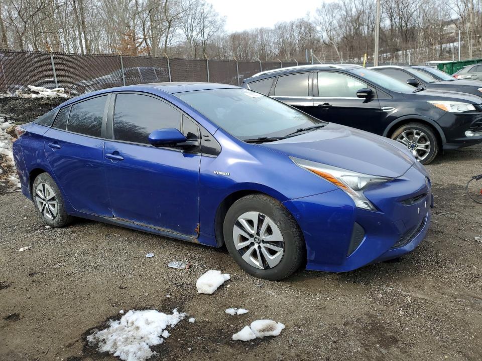 Photo 4 from auction – 2016 TOYOTA PRIUS with VIN JTDKARFU8G3514689