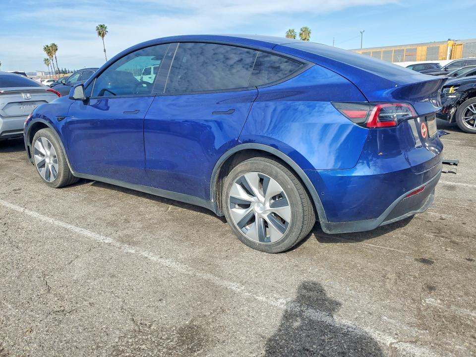 Photo 2 from auction – 2020 TESLA MODEL Y with VIN 5YJYGDEEXLF031739
