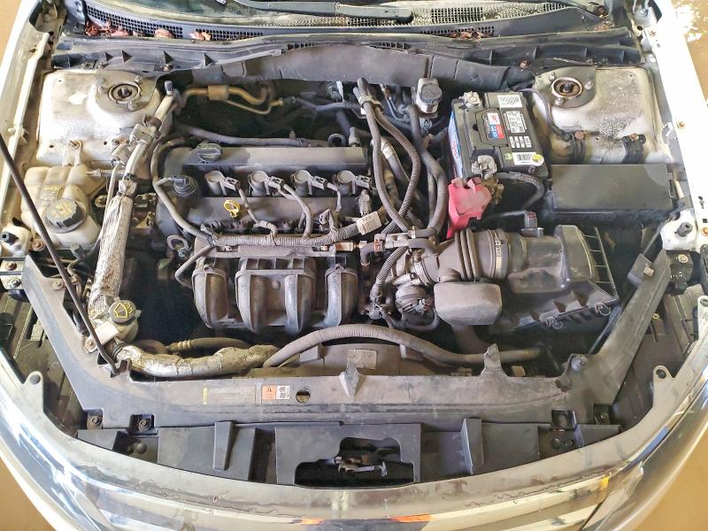 Photo 11 from auction – 2011 FORD FUSION with VIN 3FAHP0JA7BR273001