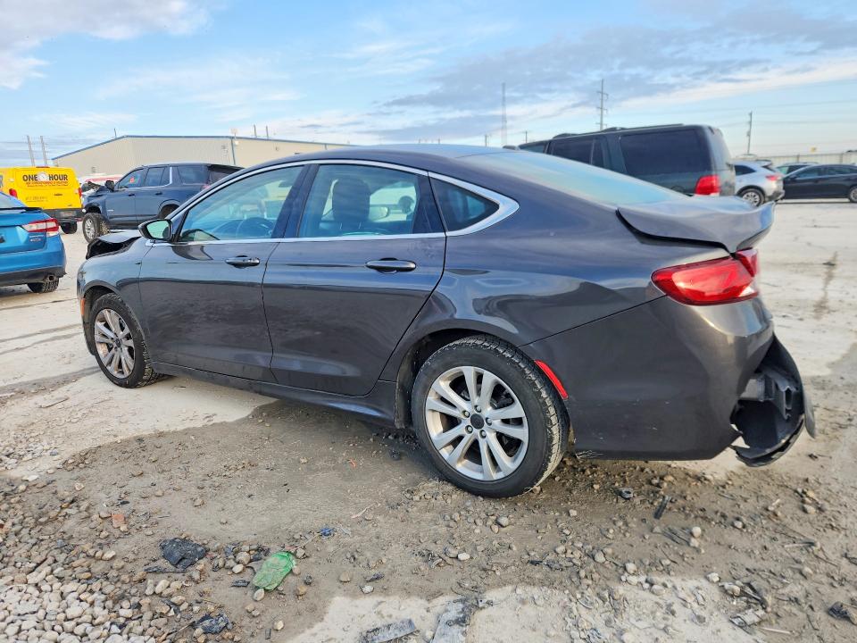 Photo 2 from auction – 2015 CHRYSLER 200 with VIN 1C3CCCAB9FN619265