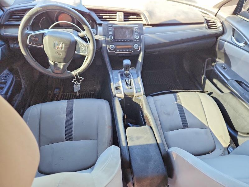 Photo 8 from auction – 2018 HONDA CIVIC with VIN 2HGFC2F57JH580409