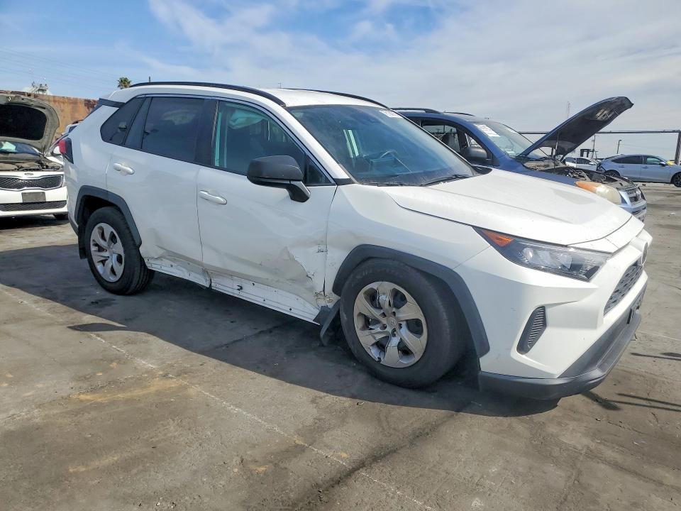 Photo 4 from auction – 2021 TOYOTA RAV4 with VIN 2T3H1RFV4MW110221