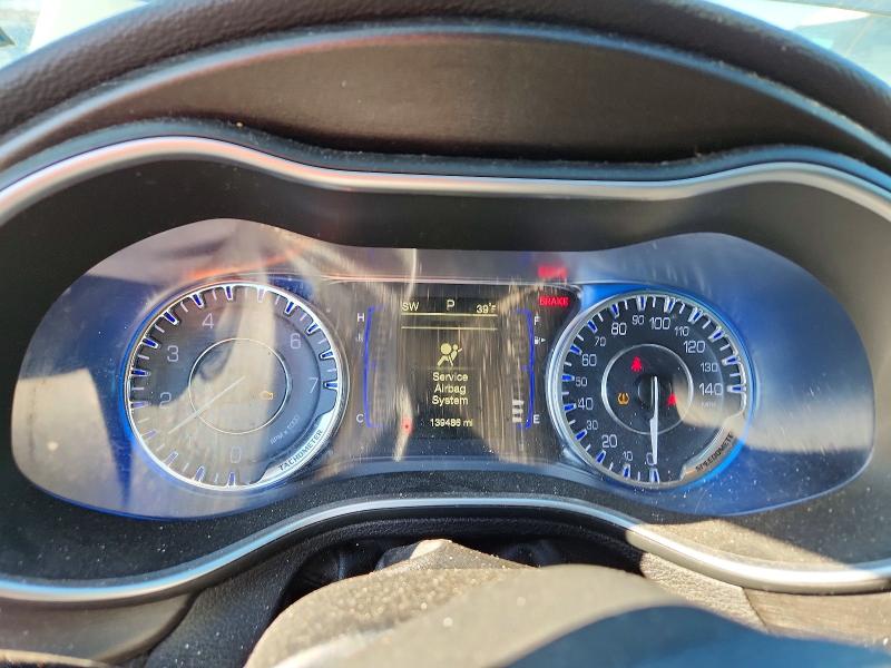 Photo 9 from auction – 2016 CHRYSLER 200 with VIN 1C3CCCAB2GN158931