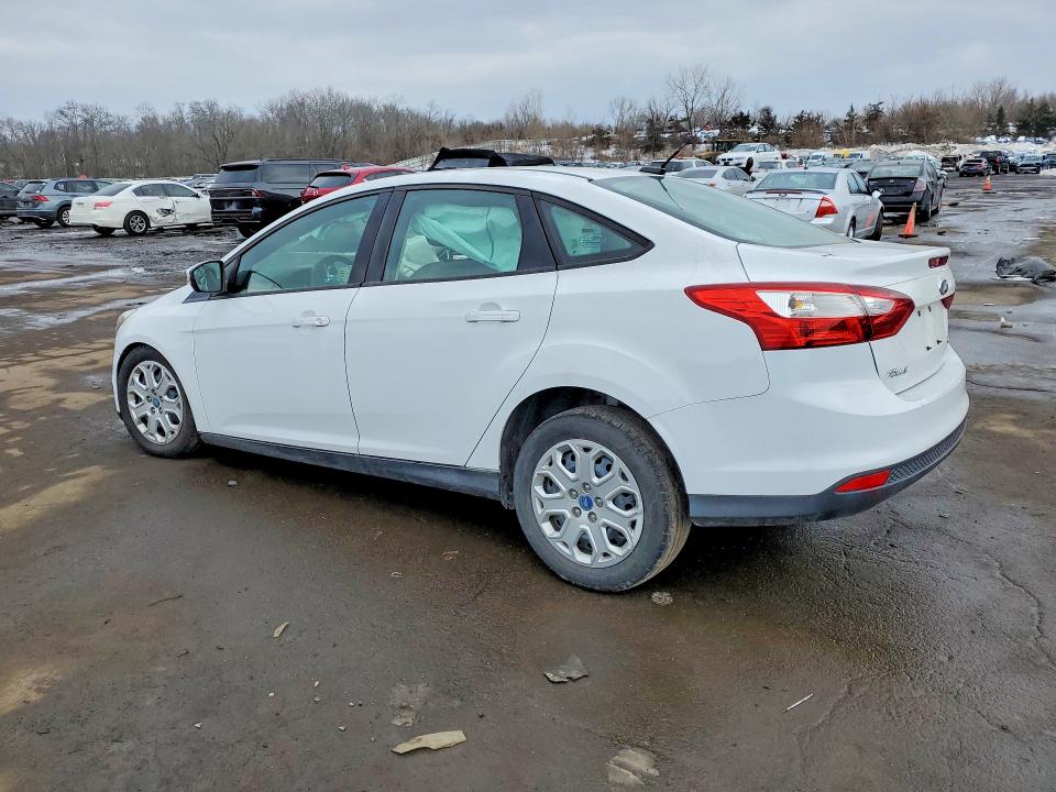 Photo 2 from auction – 2012 FORD FOCUS with VIN 1FAHP3F24CL240752