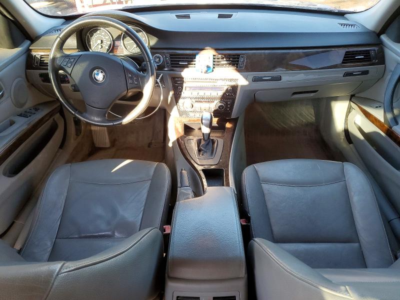 Photo 8 from auction – 2010 BMW 328 XI with VIN WBAPK7C57AA462315