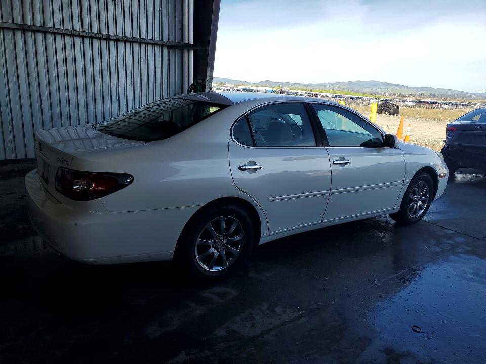 Photo 3 from auction – 2003 LEXUS ES with VIN JTHBF30G730102680
