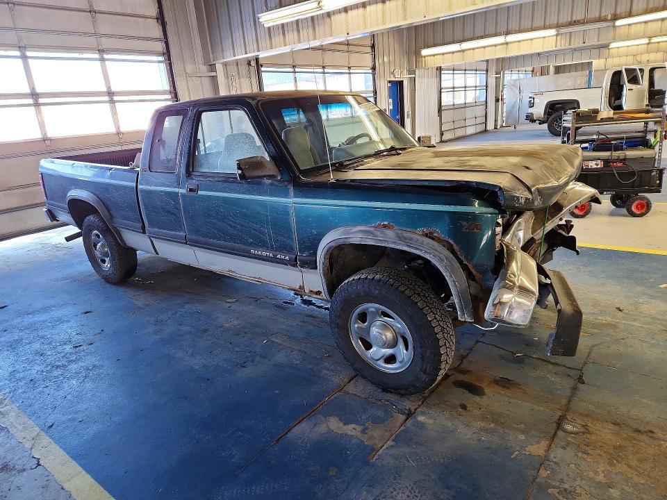 Photo 4 from auction – 1995 DODGE DAKOTA with VIN 1B7GG23X0SS196706