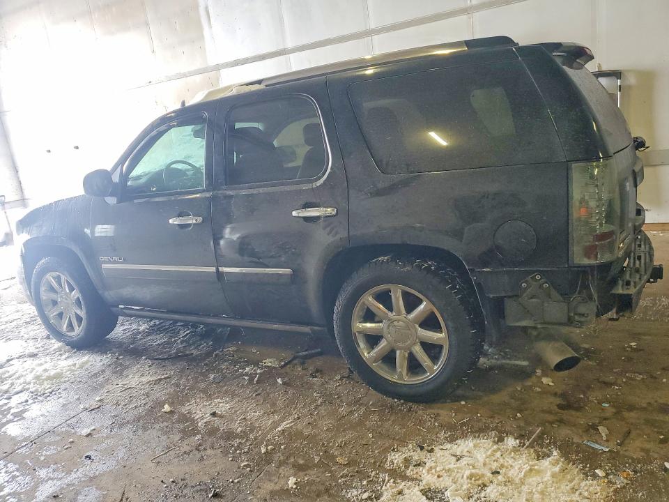 Photo 2 from auction – 2011 GMC YUKON DENA with VIN 1GKS1EEF3BR292228
