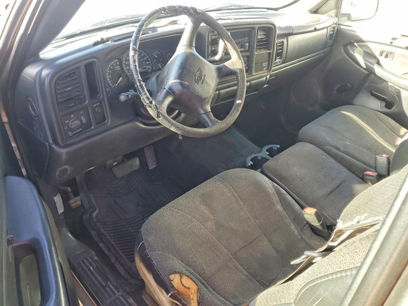 Photo 8 from auction – 2001 CHEVROLET SILVERADO with VIN 2GCEC19W311263339