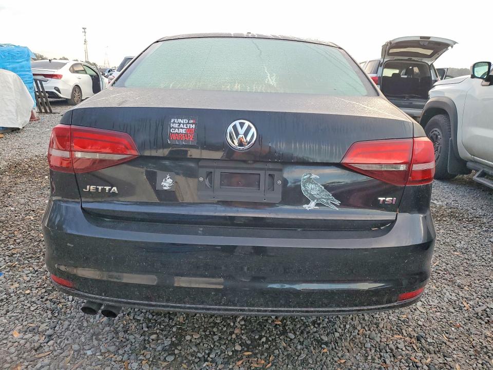 Photo 6 from auction – 2017 VOLKSWAGEN JETTA S with VIN 3VW2B7AJ2HM376451