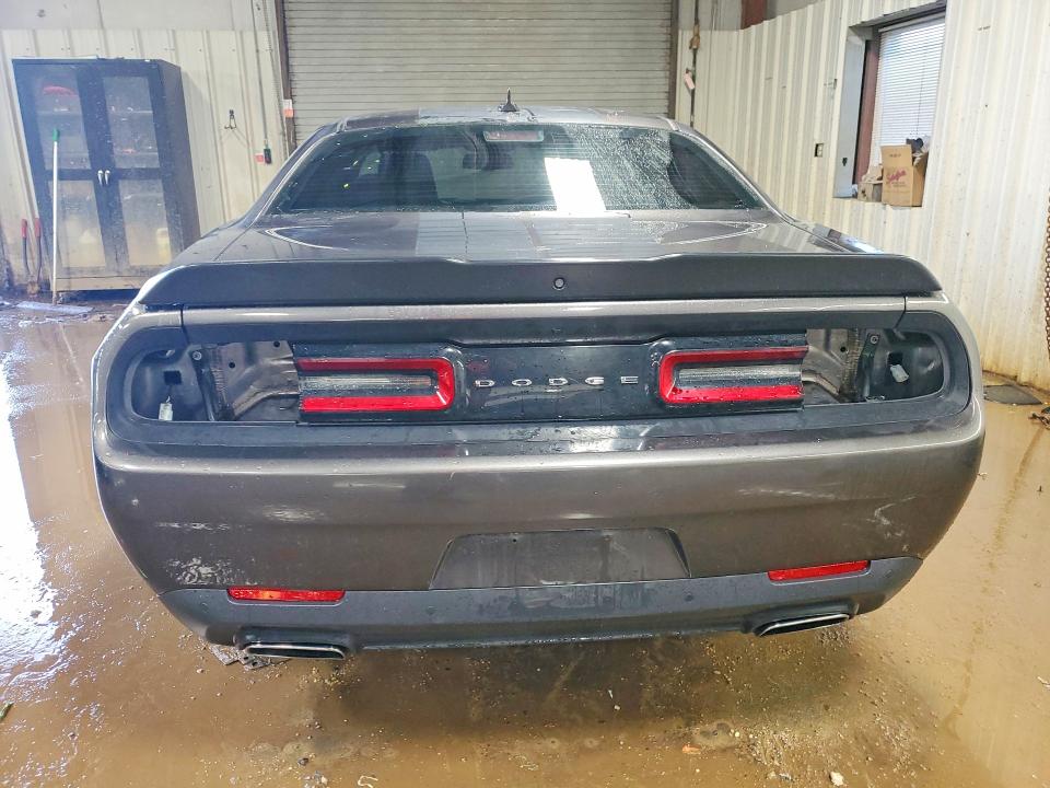 Photo 6 from auction – 2017 DODGE CHALLENGER with VIN 2C3CDZAG0HH636690