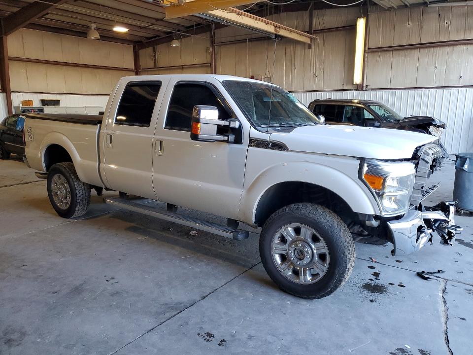 Foto 4 de la subasta – 2016 FORD F250 con VIN 1FT7W2B68GEC56183