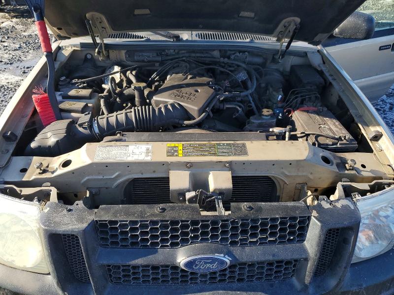 Photo 11 from auction – 2002 FORD EXPLORER S with VIN 1FMZU77E92UD42009