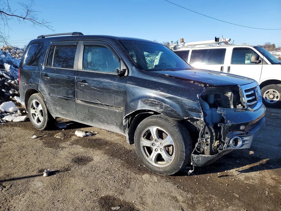 Photo 4 from auction – 2012 HONDA PILOT EXLN with VIN 5FNYF4H70CB049554
