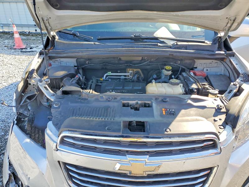 Photo 12 from auction – 2016 CHEVROLET TRAX with VIN KL7CJNSB5GB759860