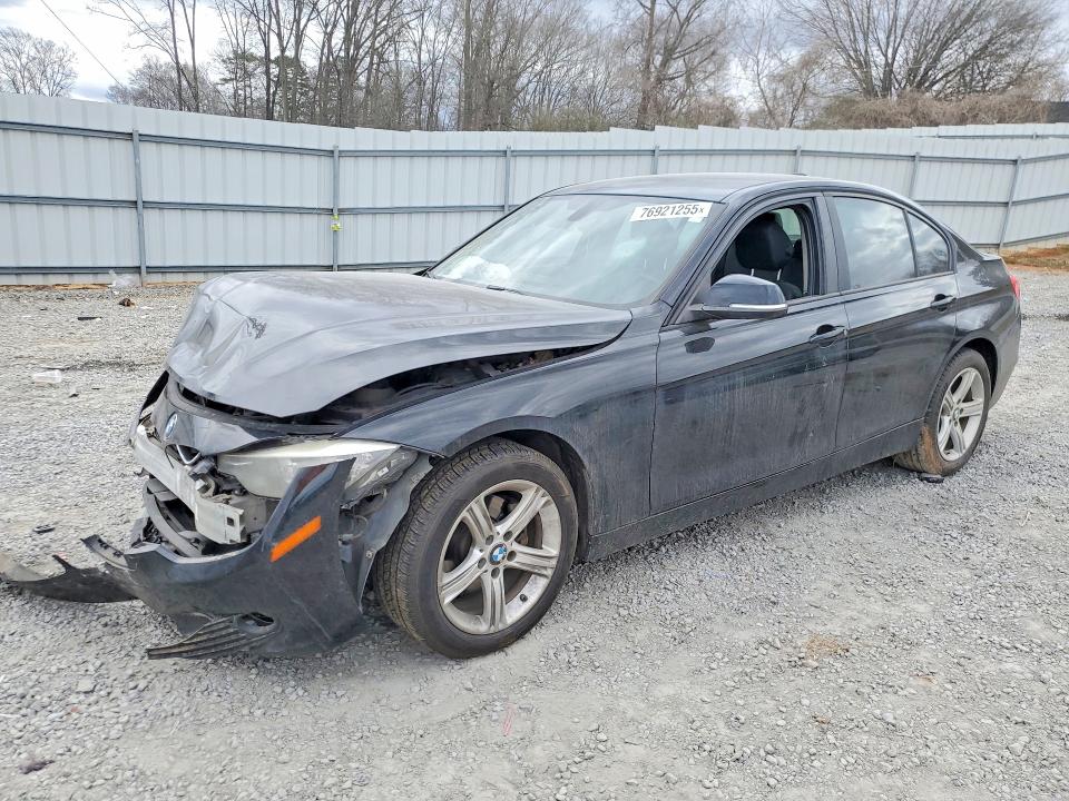 BMW 320 2015 with VIN WBA3B1C55FK138132 - Photo from auction