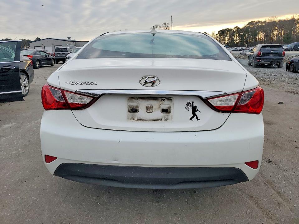 Photo 6 from auction – 2014 HYUNDAI SONATA with VIN 5NPEB4AC7EH867356