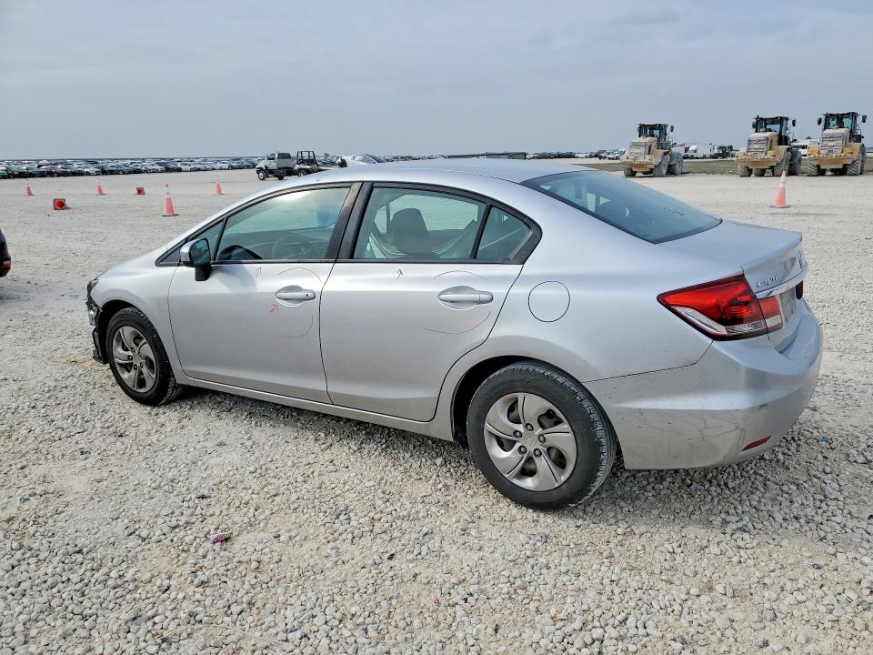 Photo 2 from auction – 2015 HONDA CIVIC with VIN 19XFB2F59FE100052