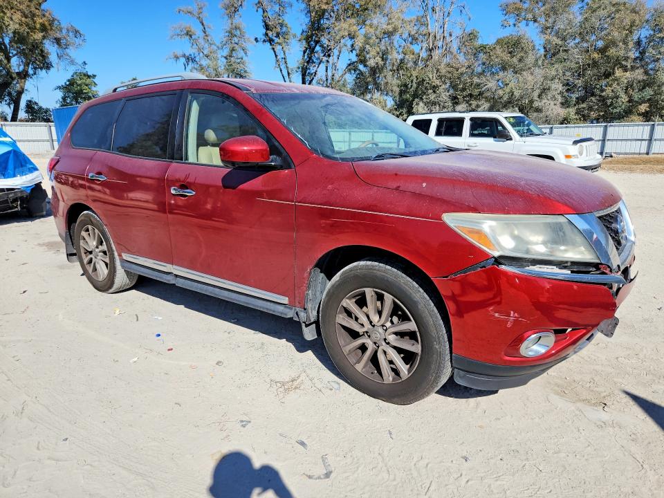 Photo 4 from auction – 2015 NISSAN PATHFINDER with VIN 5N1AR2MNXFC612446