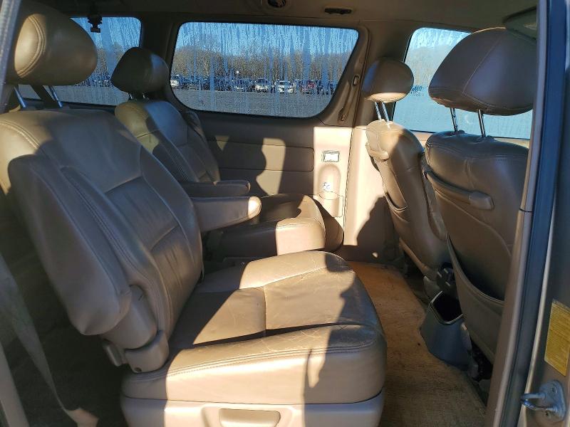 Photo 11 from auction – 2000 TOYOTA SIENNA with VIN 4T3ZF13C8YU264642