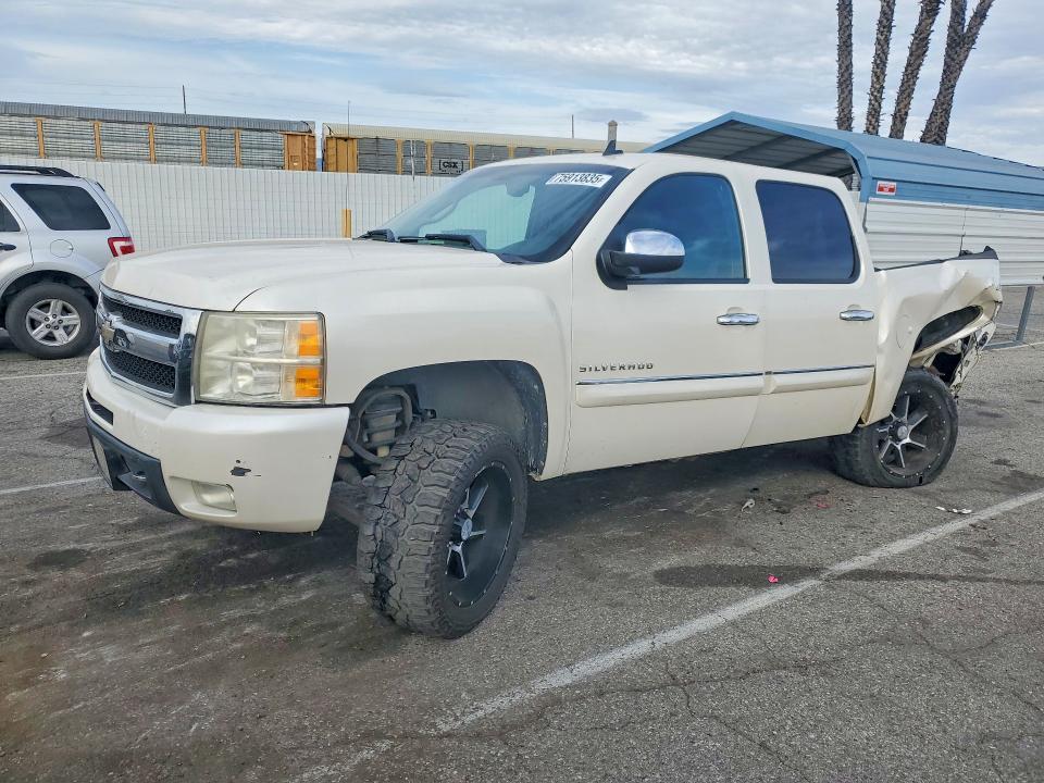 CHEVROLET SILVERADO 2010 with VIN 3GCRKTE38AG287137 - Photo from auction