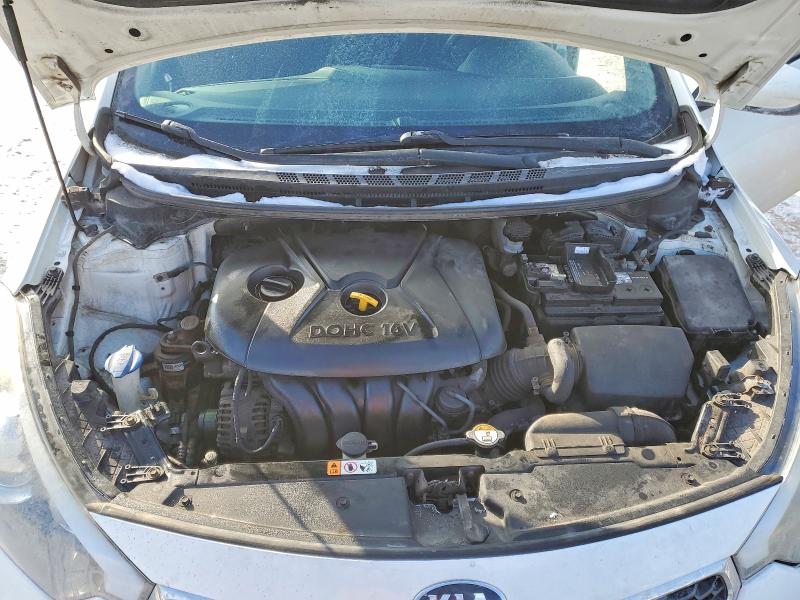 Photo 11 from auction – 2015 KIA FORTE LX with VIN KNAFK4A6XF5293221