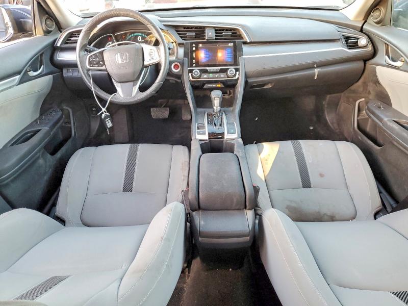 Photo 8 from auction – 2018 HONDA CIVIC with VIN 2HGFC2F70JH511322