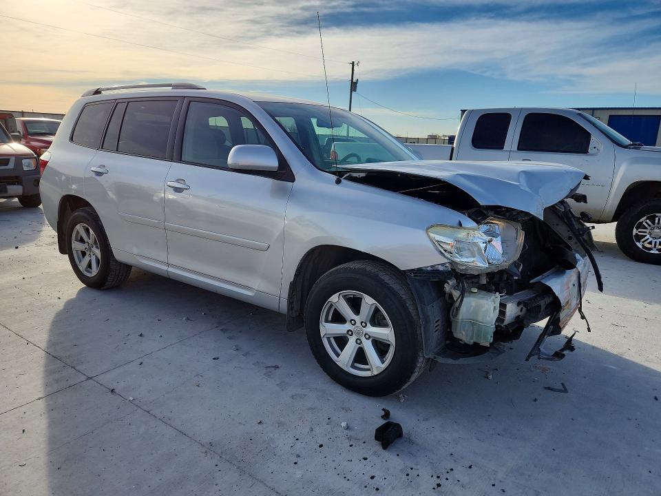 Photo 4 from auction – 2010 TOYOTA HIGHLANDER with VIN JTEBK3EH4A2156322