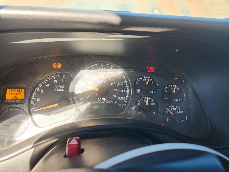 Photo 9 from auction – 2001 CHEVROLET SILVERADO with VIN 1GCEC14W31Z302199