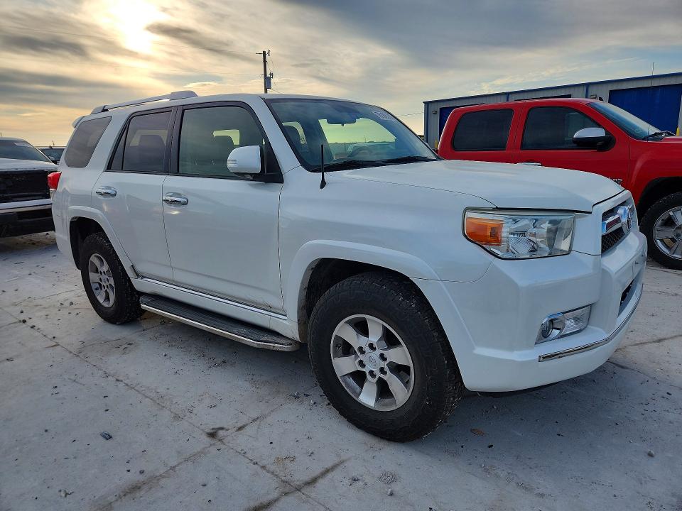 Photo 4 from auction – 2012 TOYOTA 4RUNNER SR with VIN JTEZU5JR9C5038691