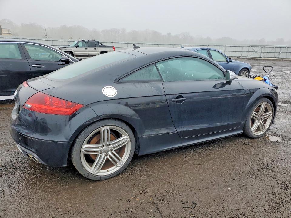 Photo 3 from auction – 2011 AUDI TTS with VIN TRUB1AFK0B1001575