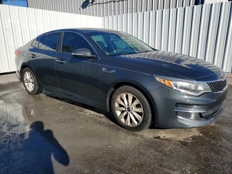 Zdjęcie 4 z aukcji – 2016 KIA OPTIMA EX z VIN 5XXGU4L39GG003973