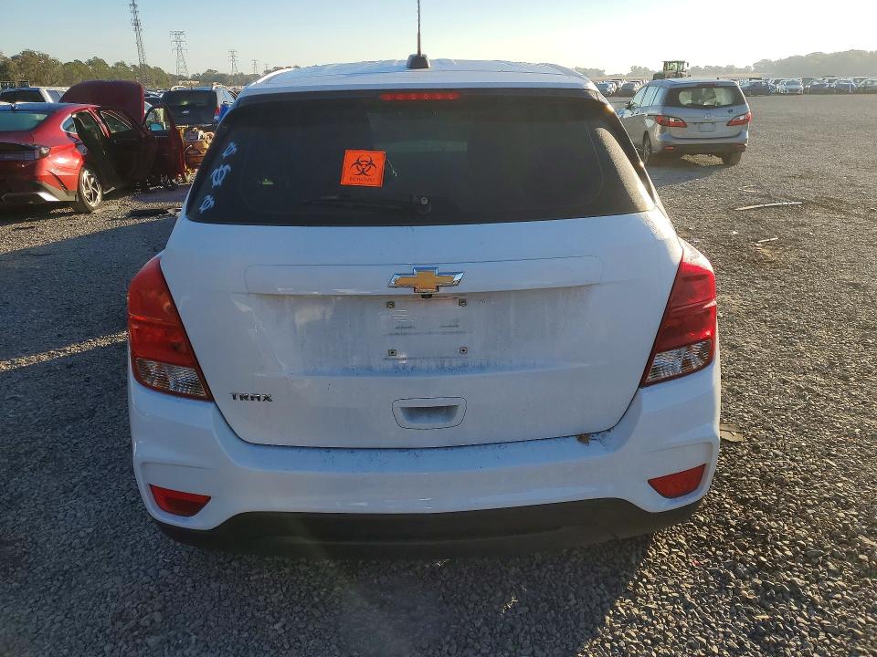 Photo 6 from auction – 2018 CHEVROLET TRAX with VIN KL7CJKSB8JB647382