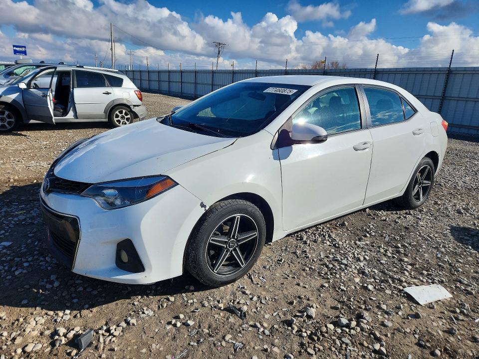 TOYOTA COROLLA L 2015 with VIN 2T1BURHE7FC435615 - Photo from auction
