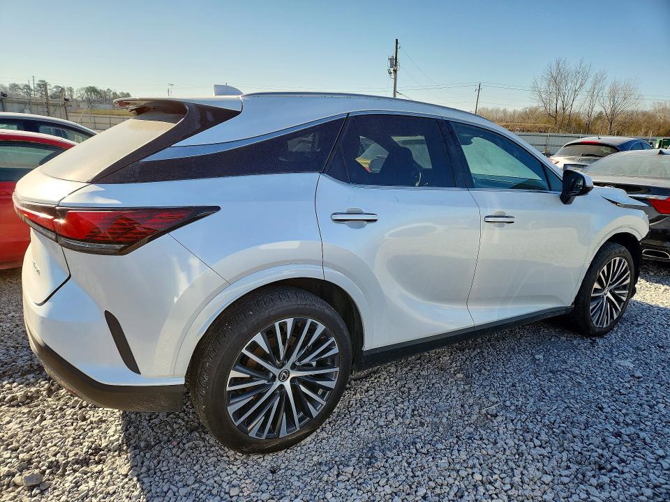 Photo 3 from auction – 2024 LEXUS RX 350 PRE with VIN JTJCHMAAXR2013082