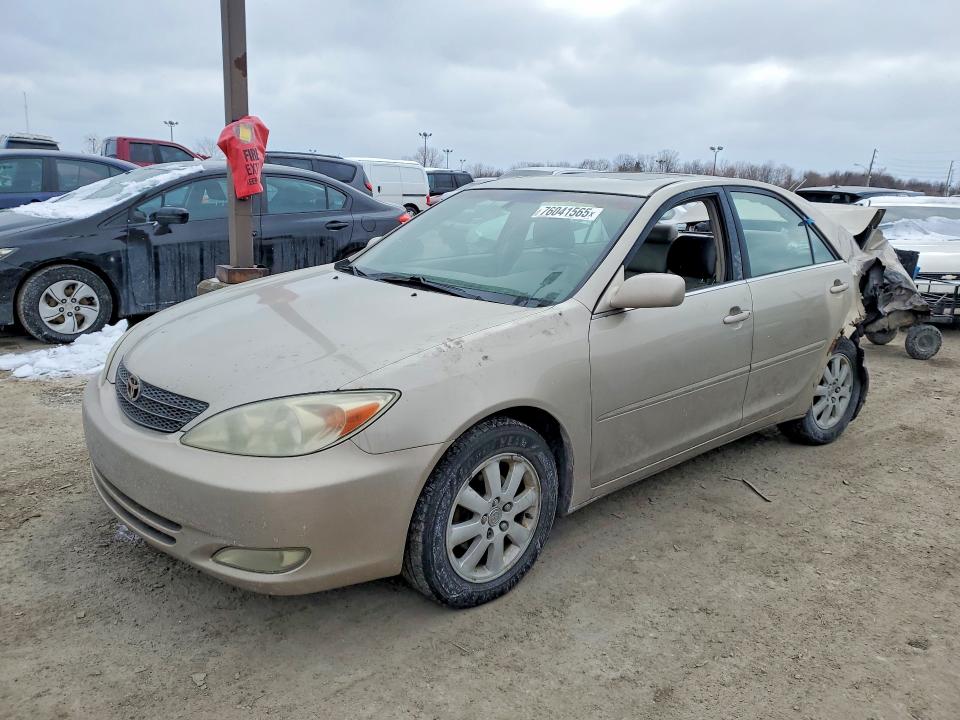 TOYOTA CAMRY 2003 with VIN 4T1BE30K03U739195 - Photo from auction