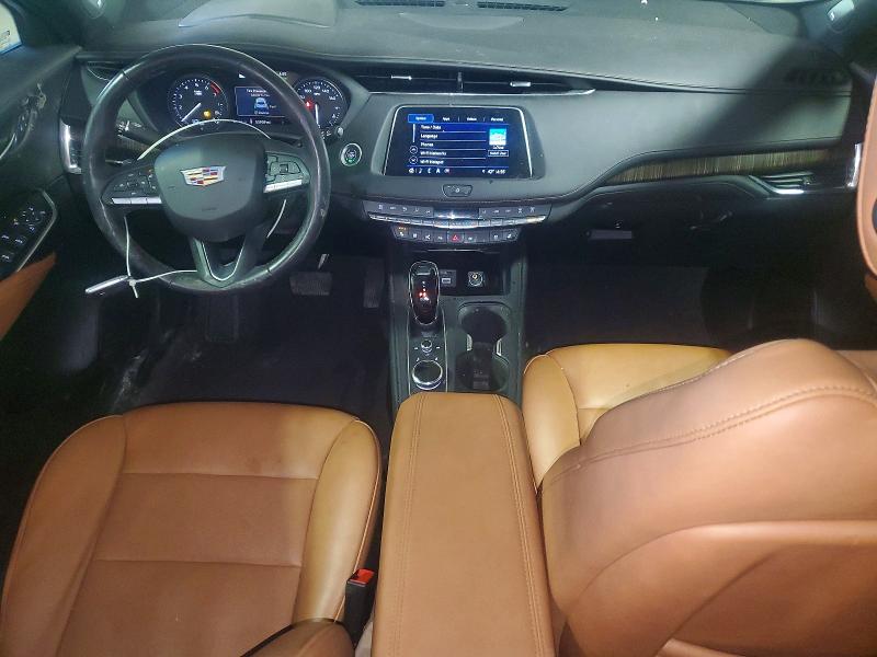 Photo 8 from auction – 2022 CADILLAC XT4 with VIN 1GYFZCR44NF134130