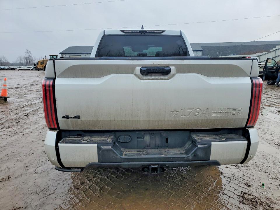 Photo 6 from auction – 2024 TOYOTA TUNDRA with VIN 5TFWC5DB7RX073106
