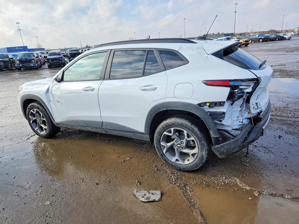 Photo 2 from auction – 2025 CHEVROLET TRAX with VIN KL77LHEP2SC137529