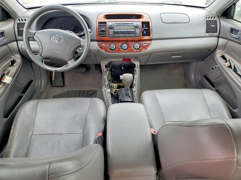 Photo 8 from auction – 2005 TOYOTA CAMRY LE with VIN 4T1BF30K35U601960